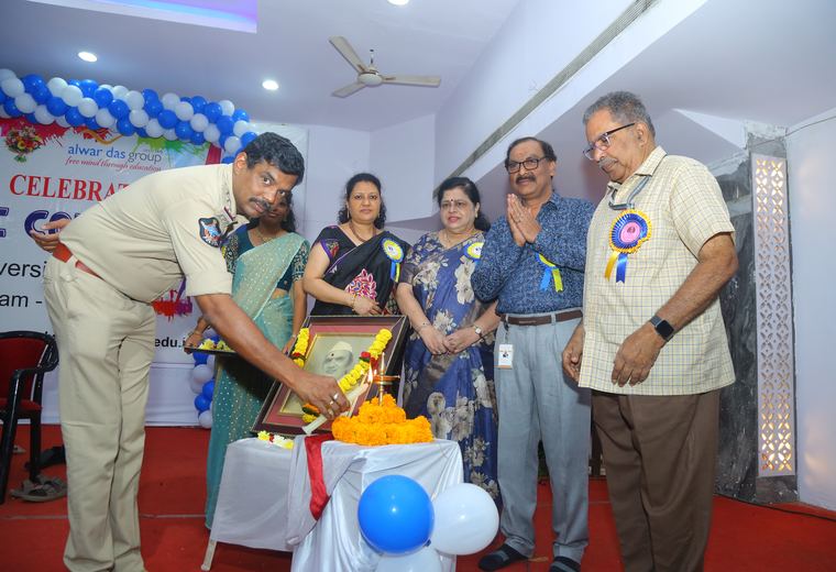 Alwardas Degree College campus gallery photo 5